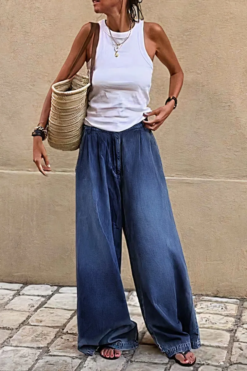 Wash Pleated Detail Wide Leg Mid Rise Jeans