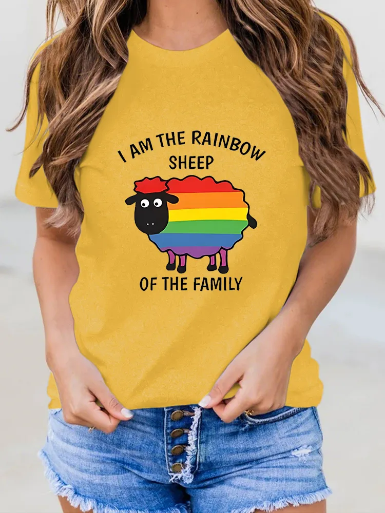 Women'S I Am The Rainbow Sheep Of The Famly Round-Neck Short-Sleeved T-Shirt