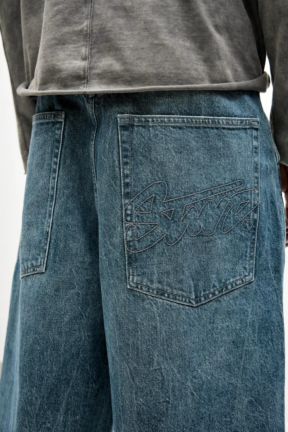 Super baggy jorts