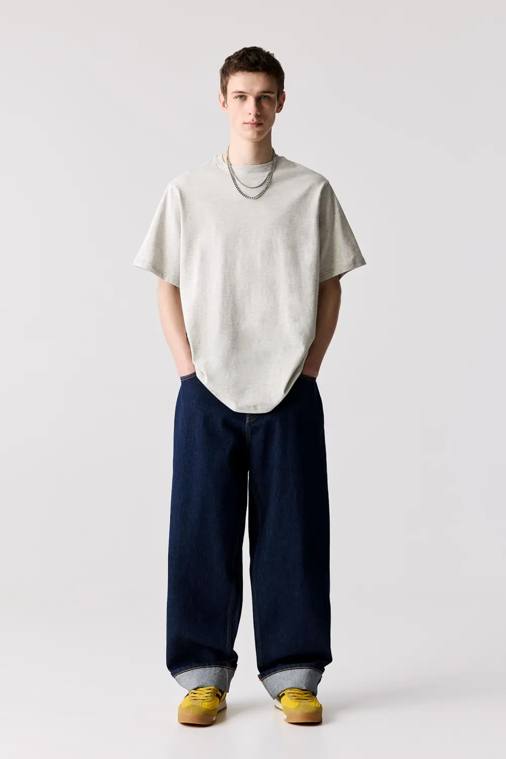 Basic short sleeve cotton T-shirt
