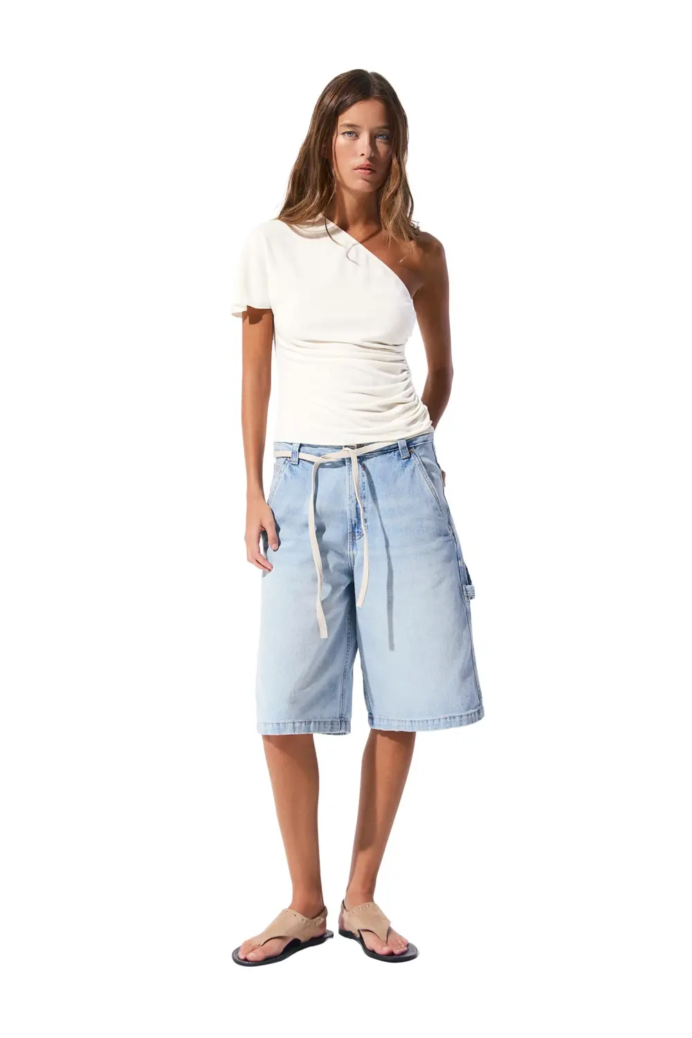 Gathered asymmetric top