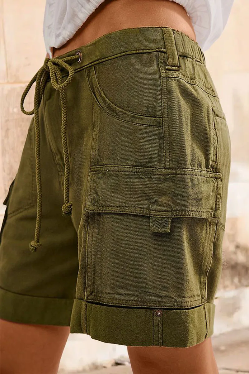 Solid Multi Pocket Roll Hem Drawstring Mid Rise Cargo Shorts