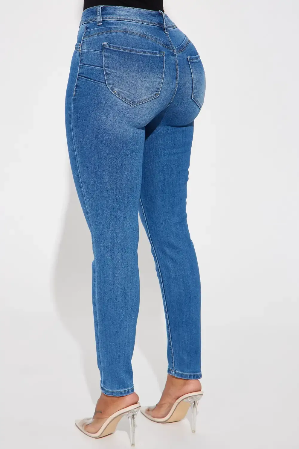Squat Like That Booty Lifting Jeans - Medium Blue Wash