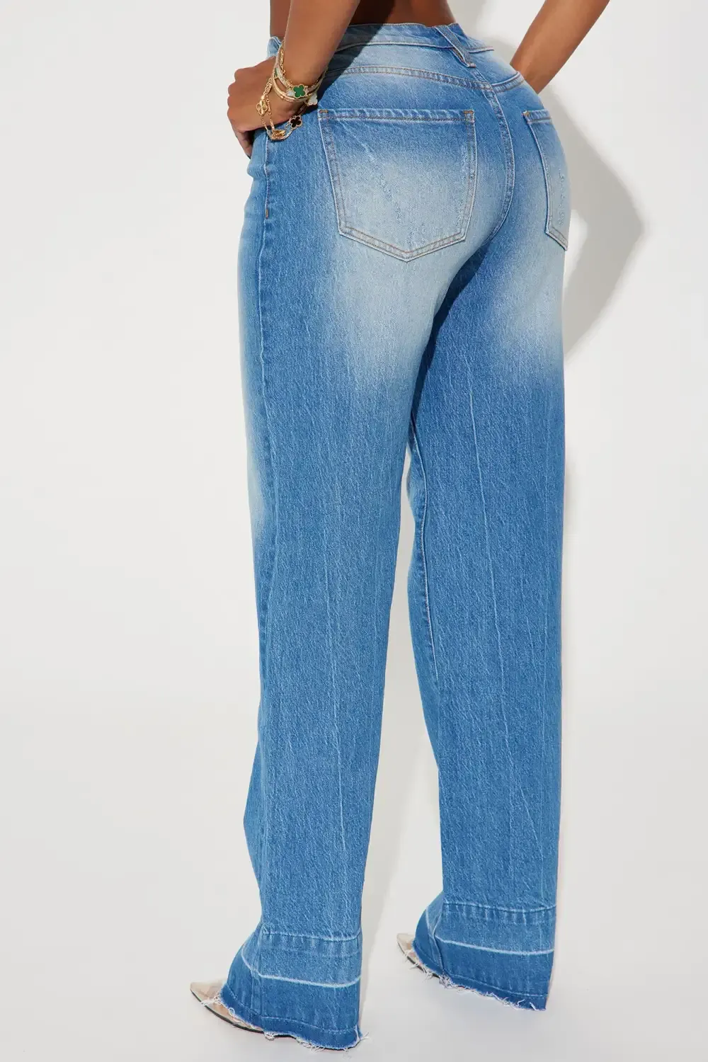 Fair Game Straight Leg Jeans - Medium Wash