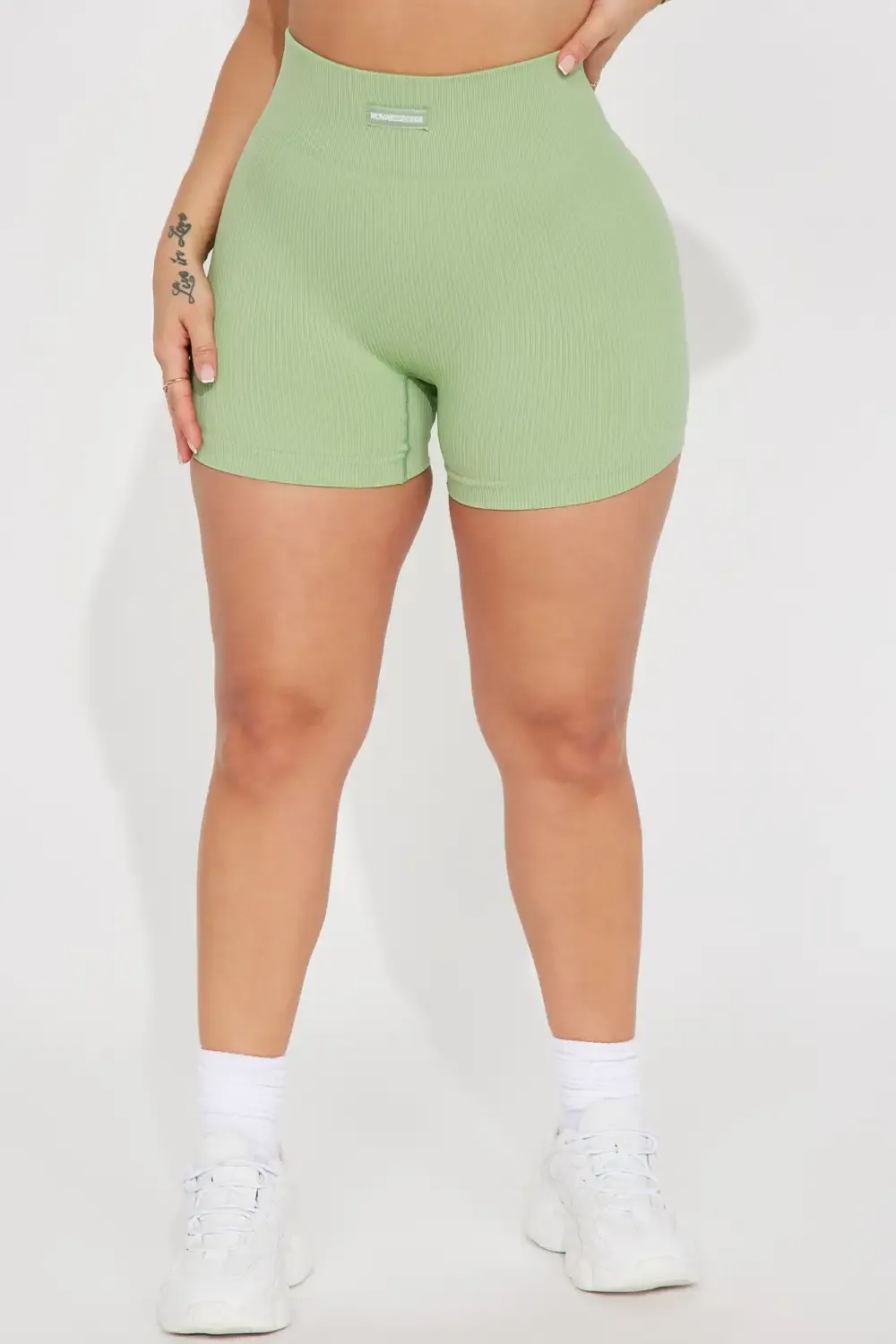 Effortless Zeus Ribbed Seamless Hot Shorts - Sage