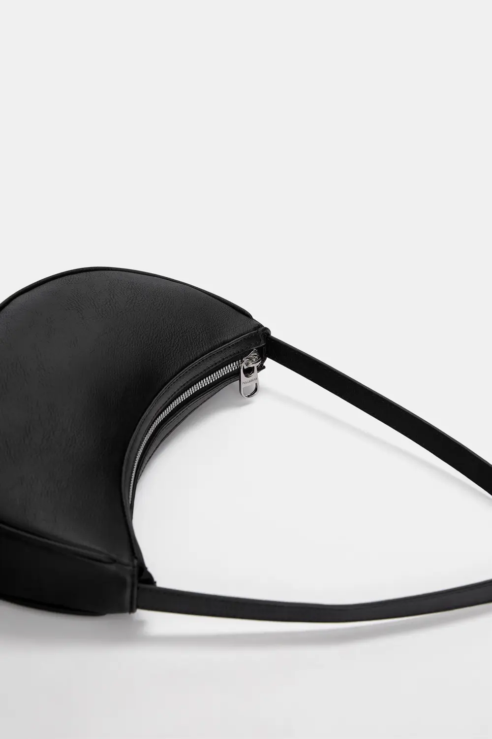 Bolso de hombro media luna
