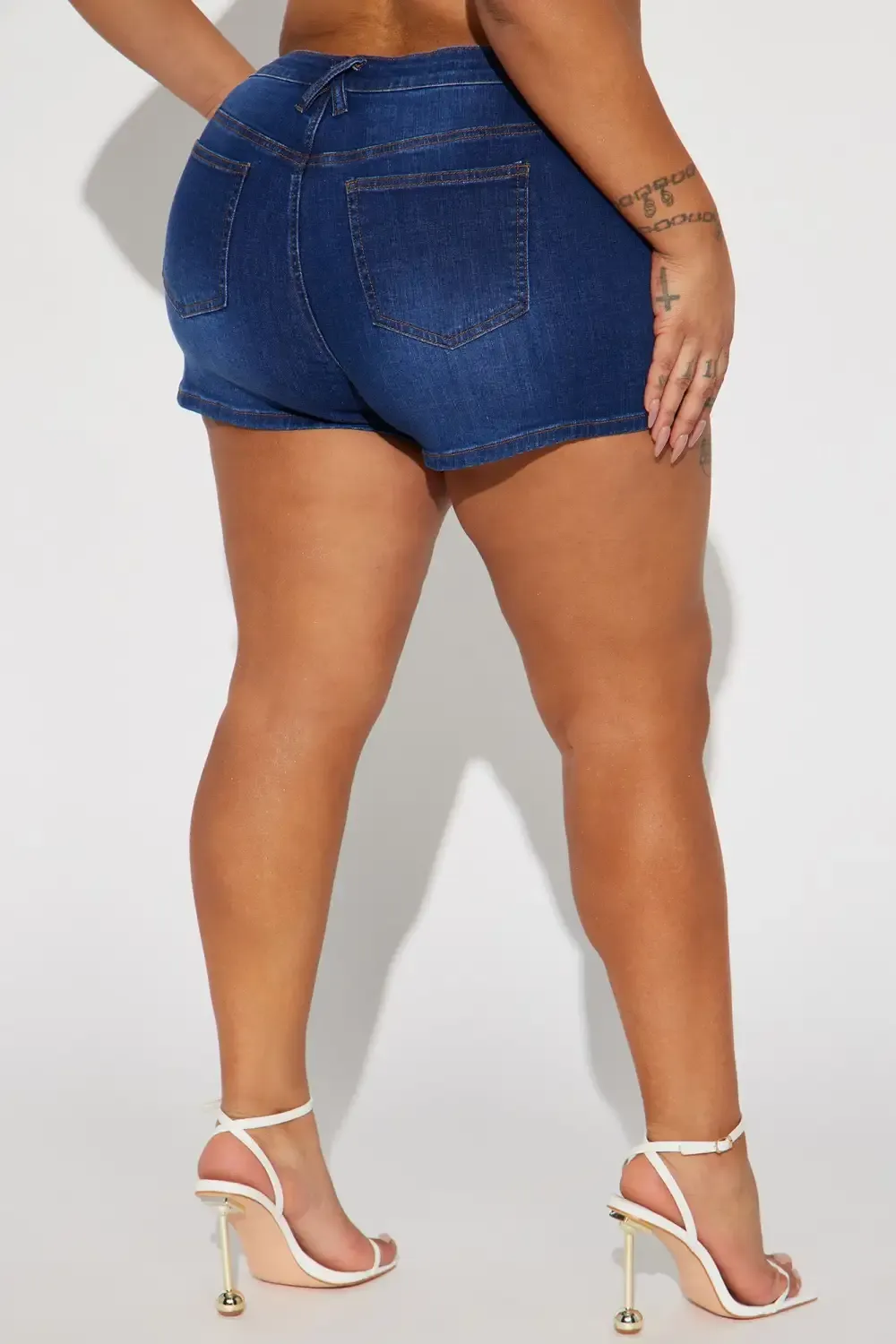 Up To No Good Low Rise Cargo Denim Shorts - Dark Wash