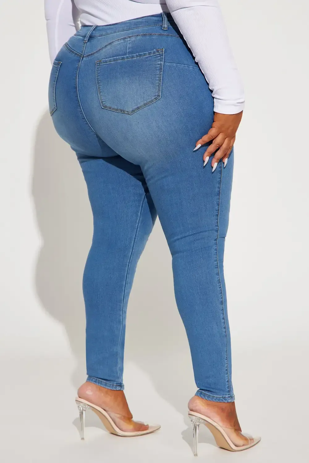 Classic Beauty Booty Lifter Skinny Jeans - Medium Blue Wash