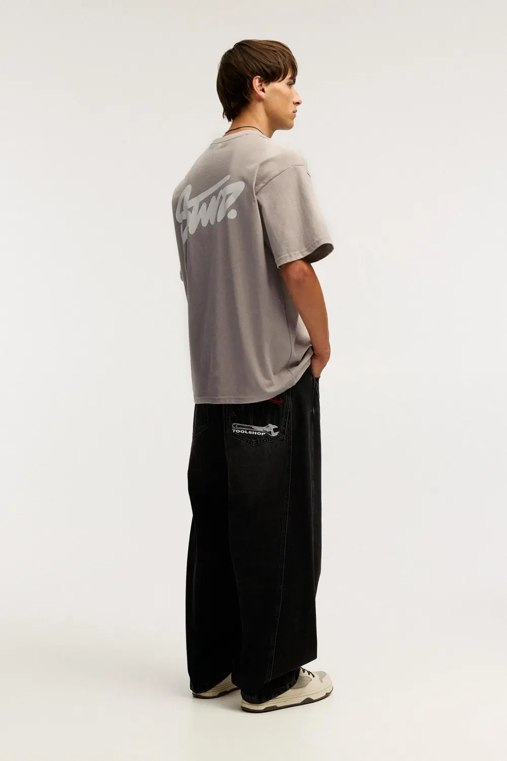 T-shirt with STWD logo
