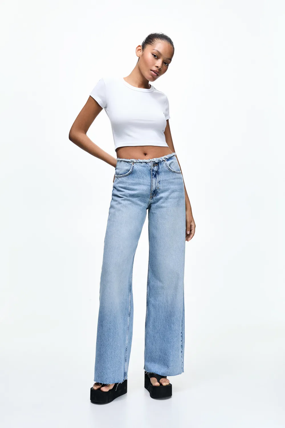 Jeans wide leg cintura desflecada