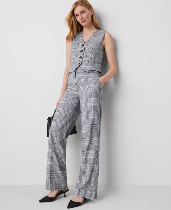 The Straight Pant