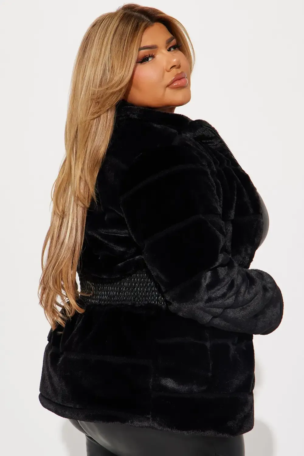 Stay Pressed Faux Fur Jack - Black