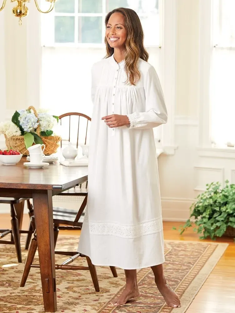 Eileen West Royal Splendor Nightgown