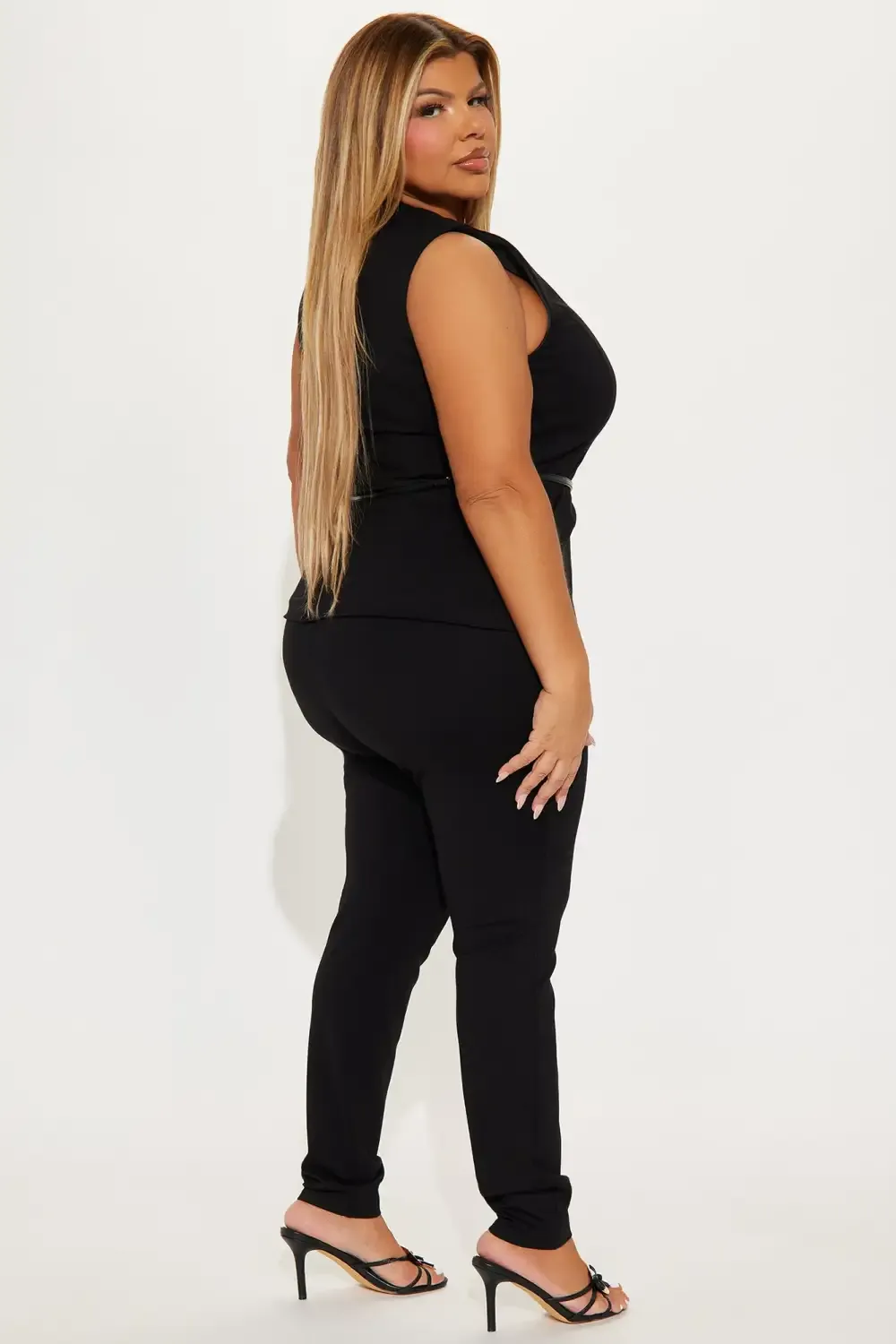 The Vera Ponte Vest And Pant Set - Black