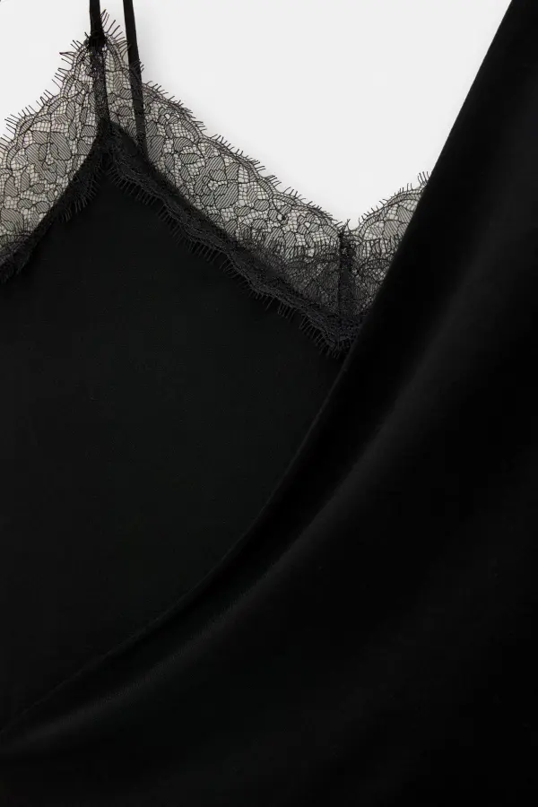 Camisole top with contrast straps