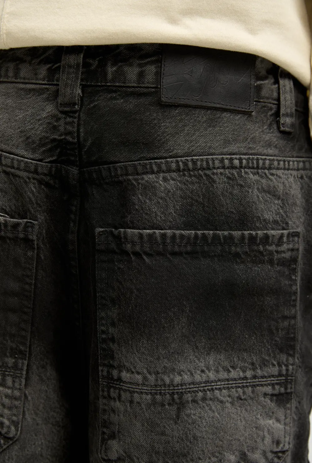 Coated-finish skater jeans