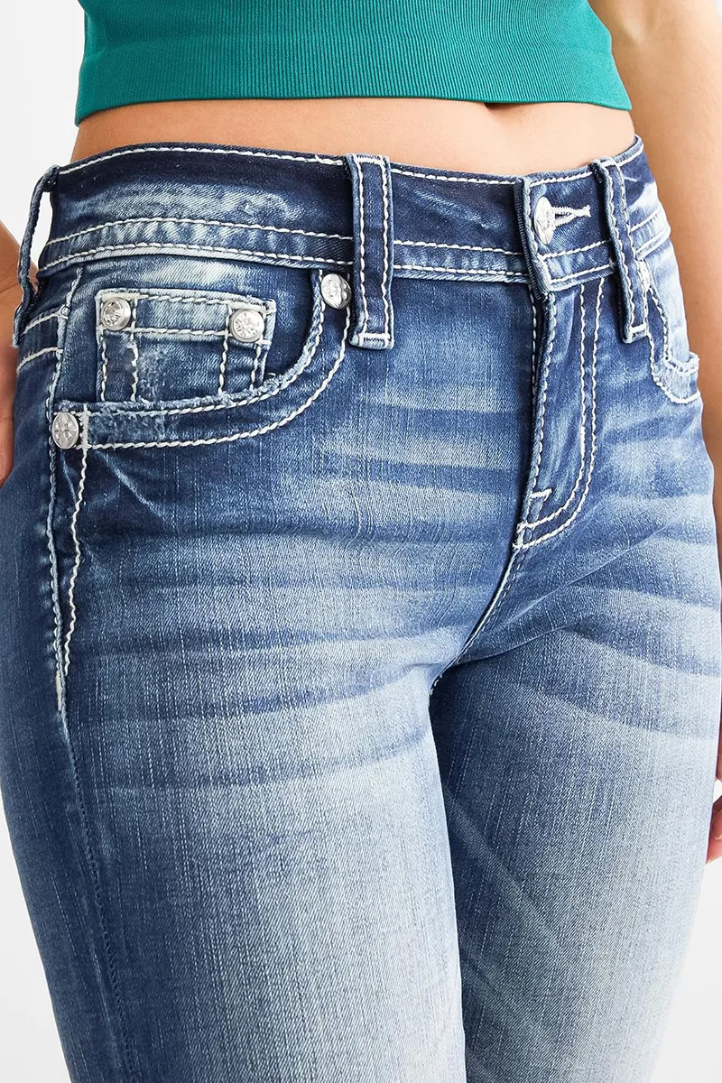 Wash Stretchy Ripped Detail Low Waist Capri Jeans