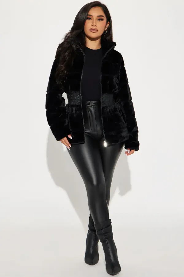 Stay Pressed Faux Fur Jack - Black