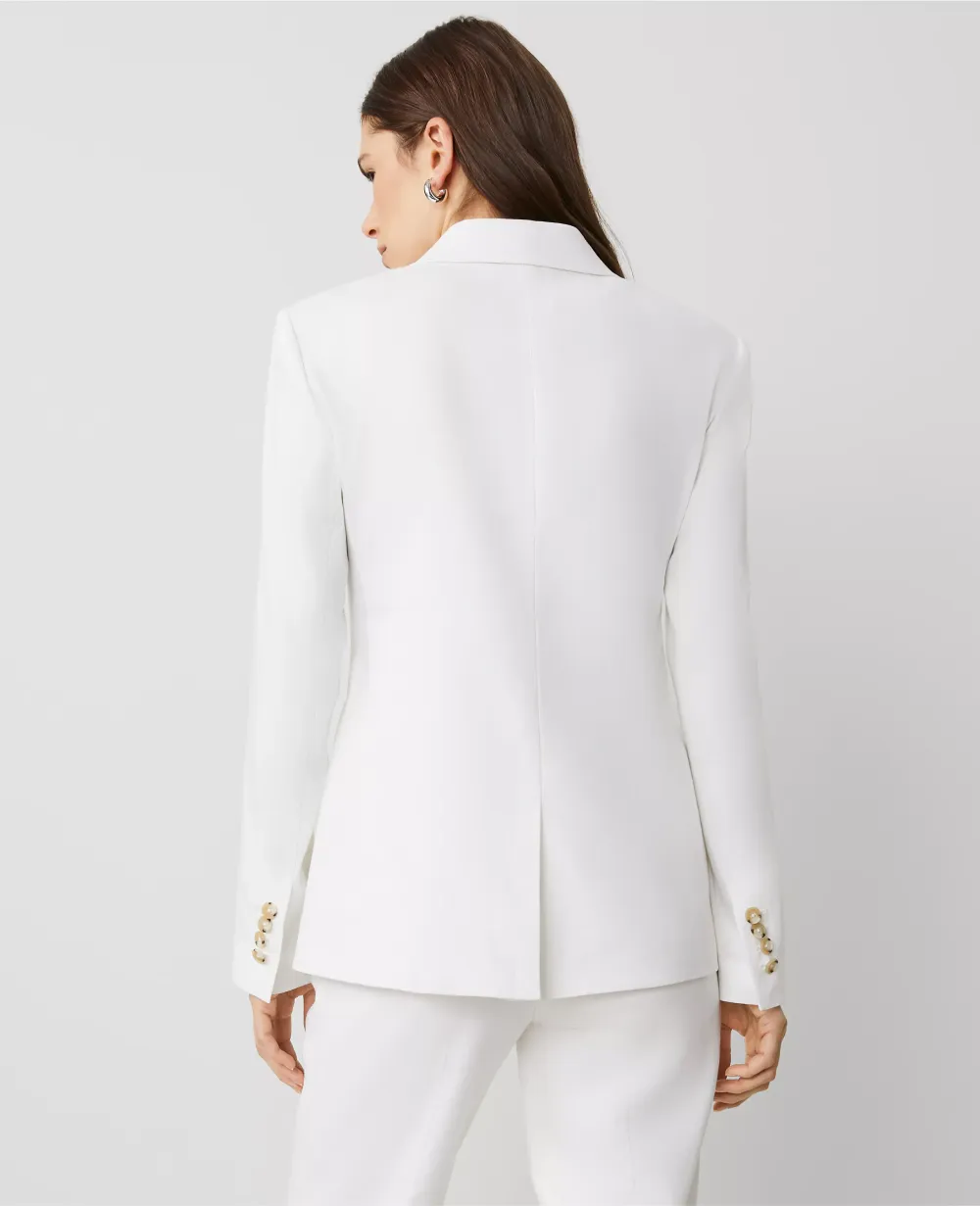 The One-Button Blazer in Linen Blend