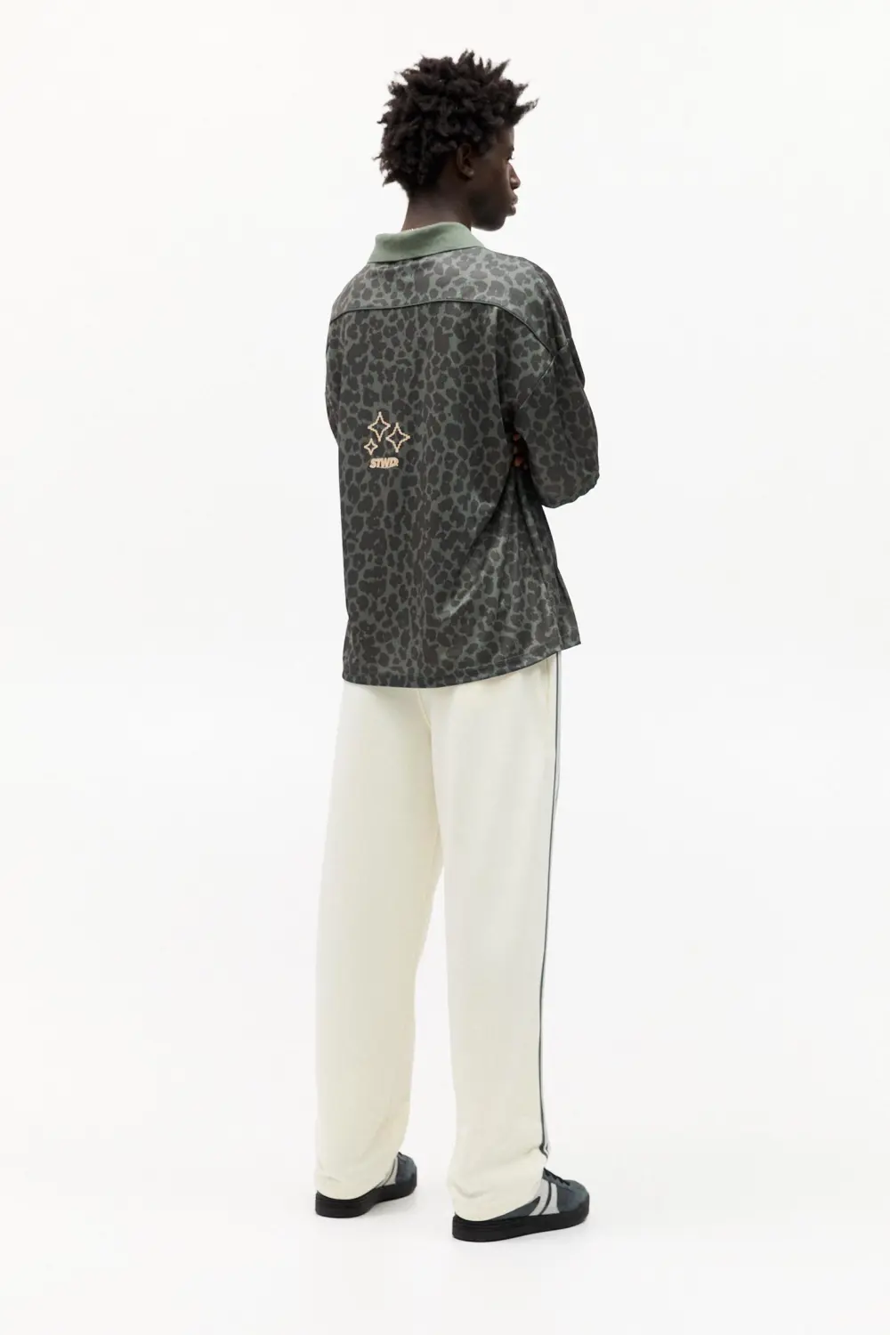 STWD leopard print T-shirt with a polo collar
