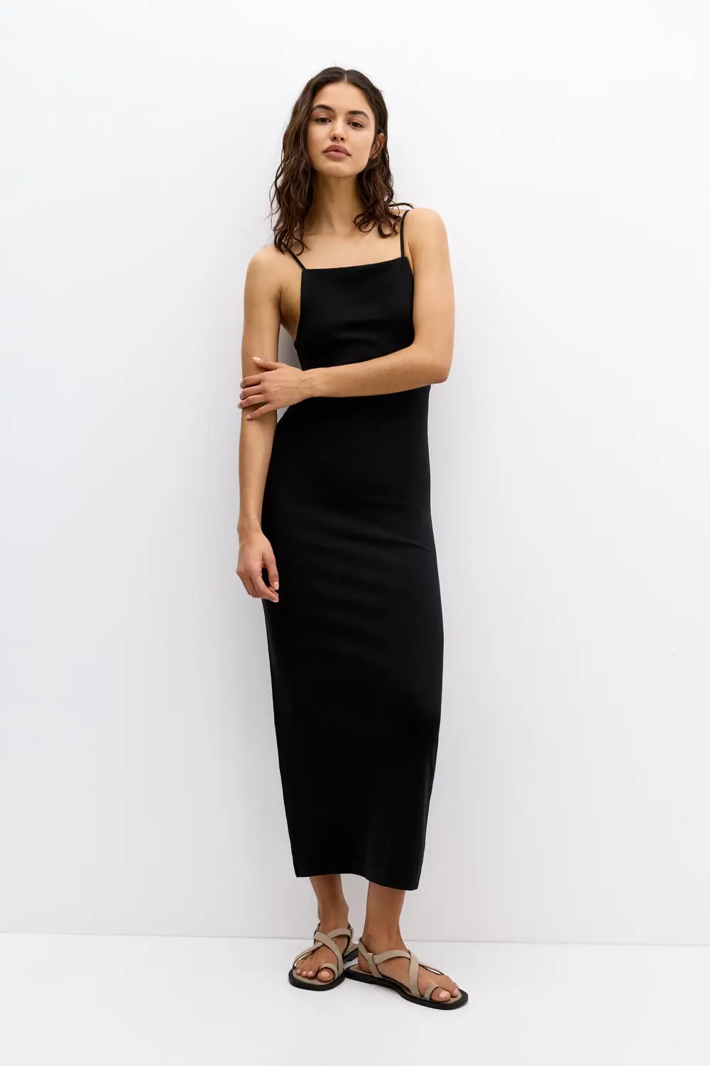 Vestido midi tirantes