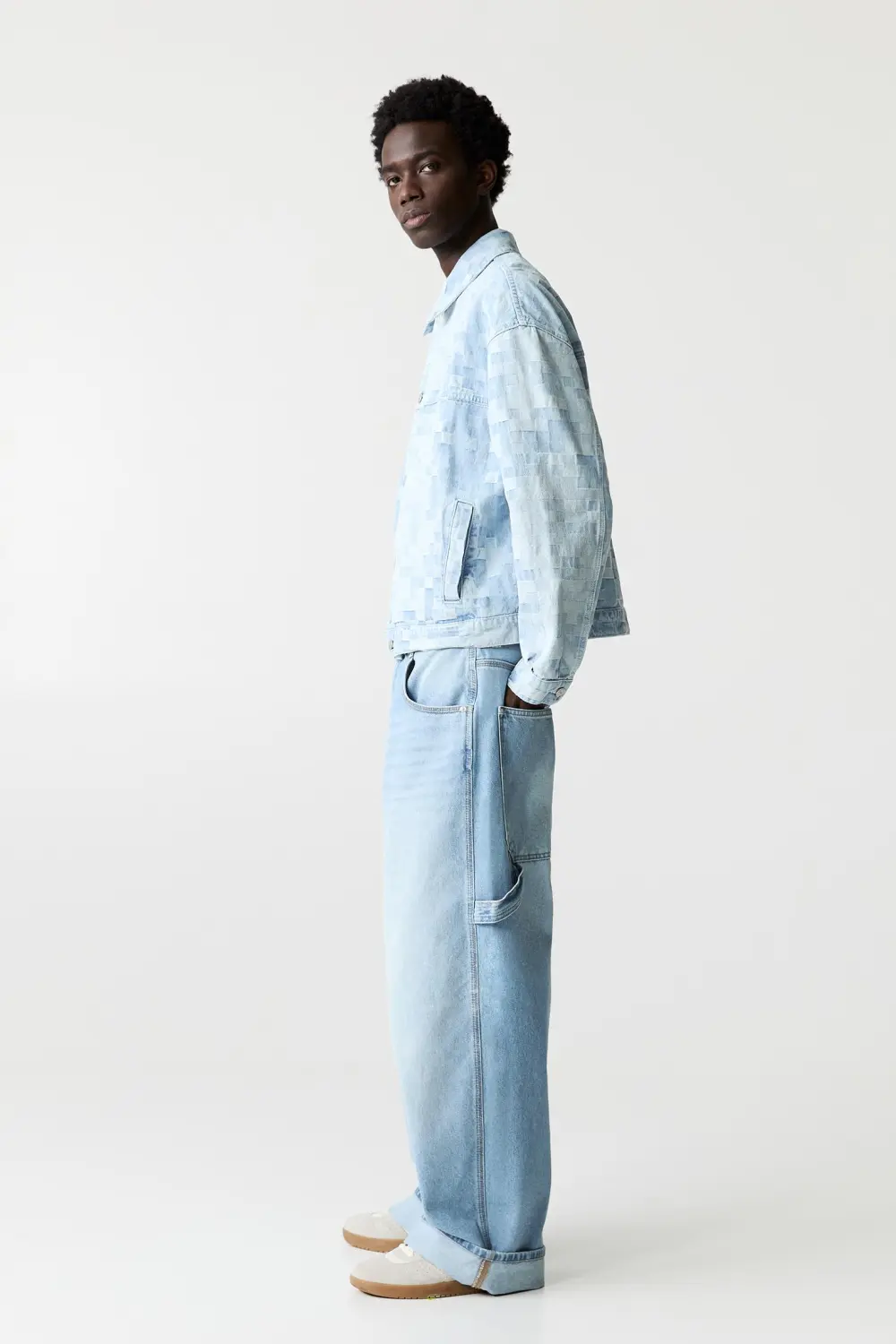 Super baggy carpenter jeans with turn-up hems