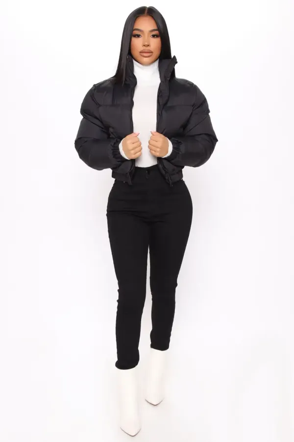 New Cropped Puffer Jacket - Black