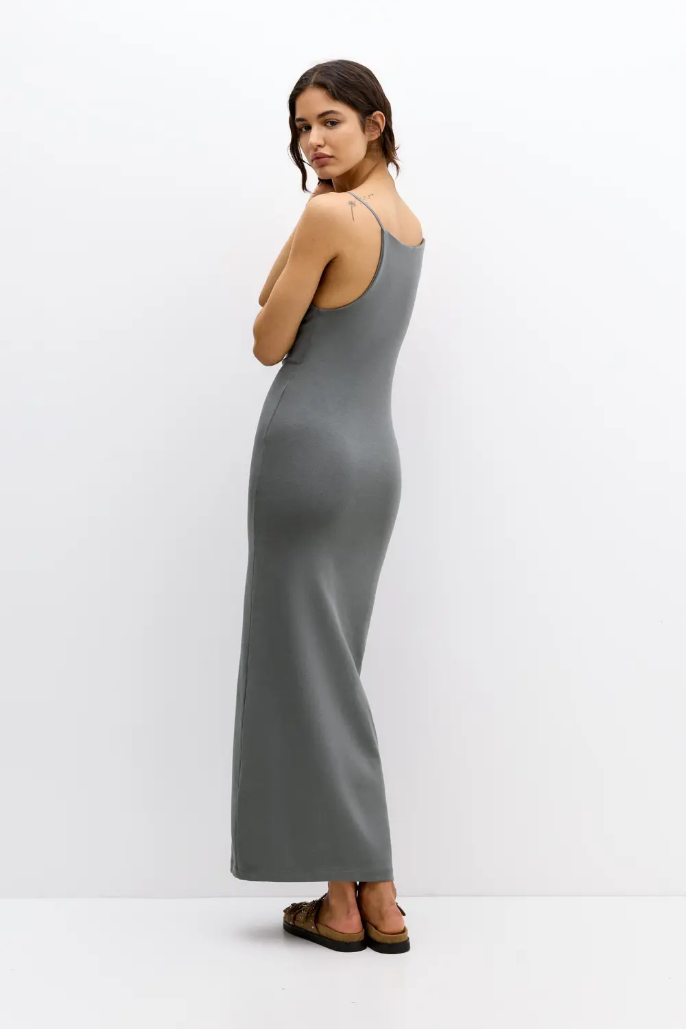 Vestido midi tirantes