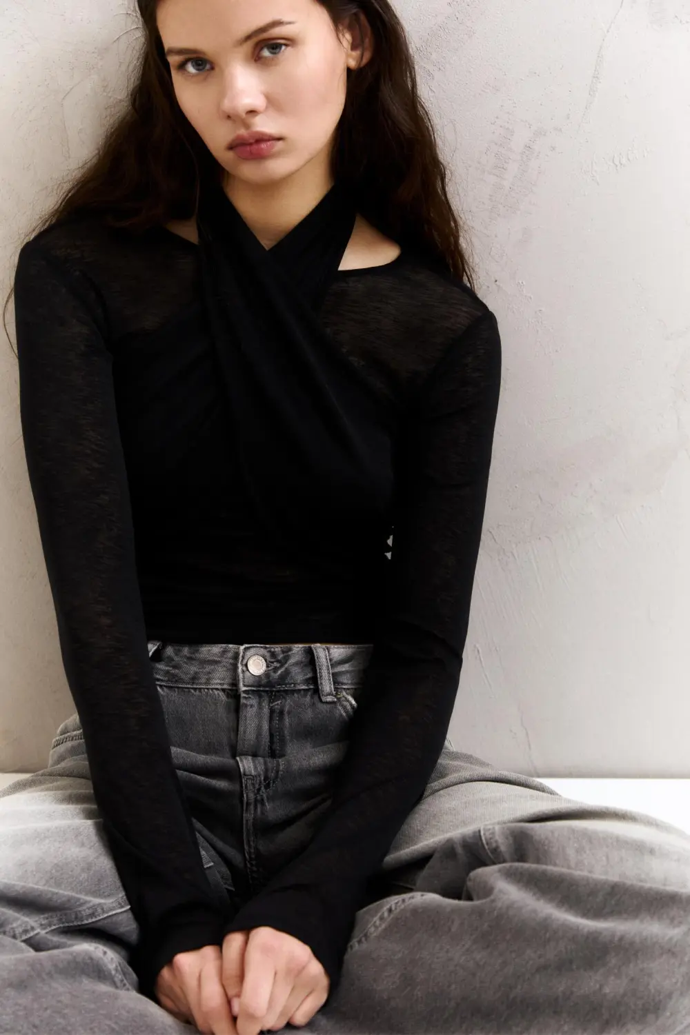 Crossover neckline T-shirt