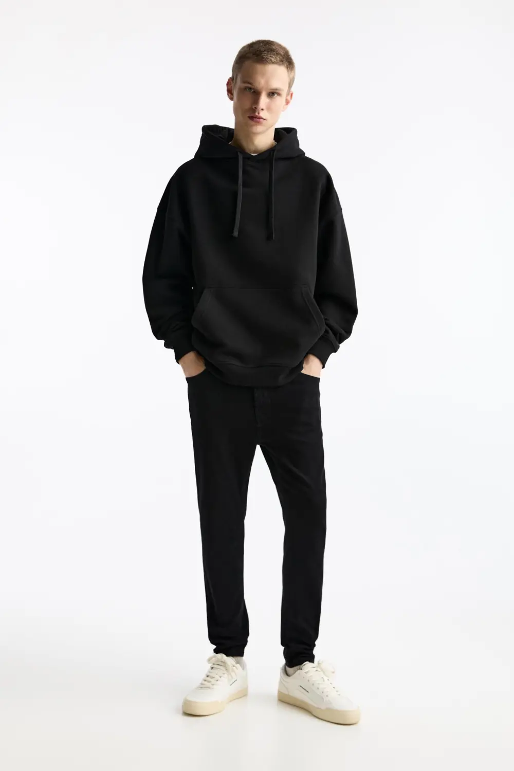 Washed carrot-fit jeans