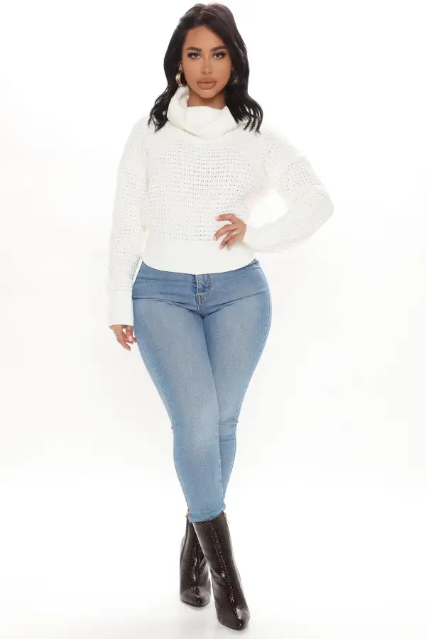 Cozy Days Turtleneck Sweater - Ivory