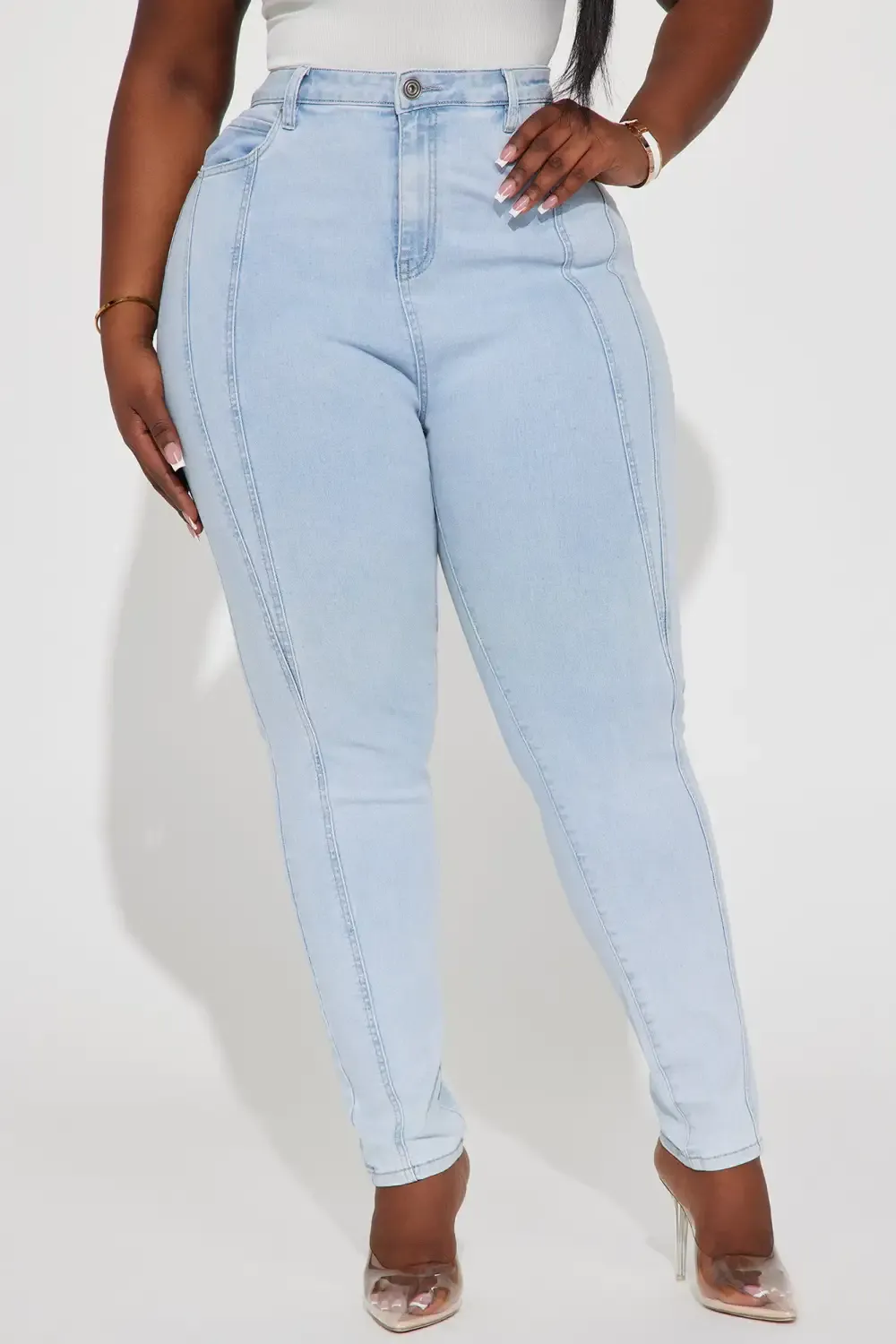 Attention Grabber Booty Lifter Stretch Skinny Jeans - Medium Wash