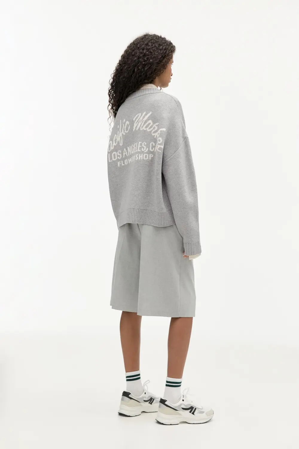 Chaqueta beisbolera texto bordado