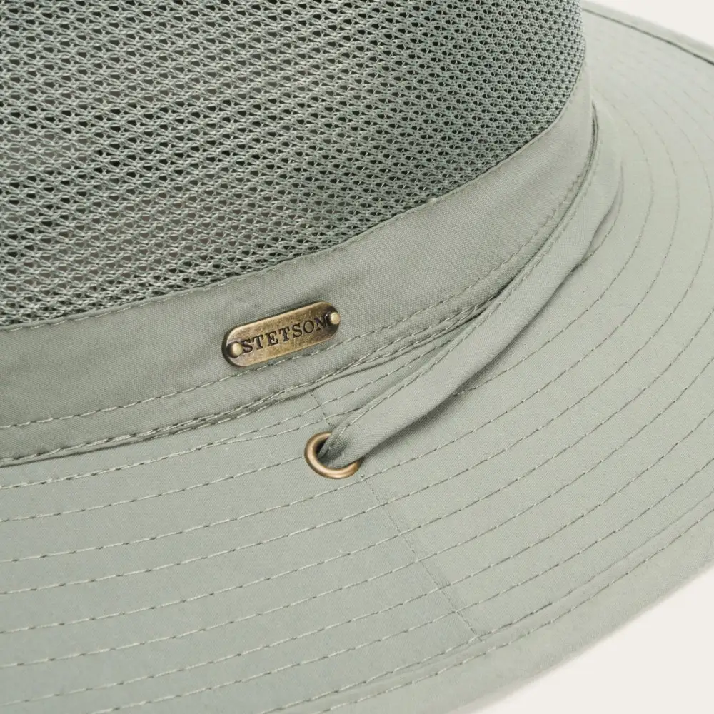 Berghund 'No Fly Zone' Mesh Hat