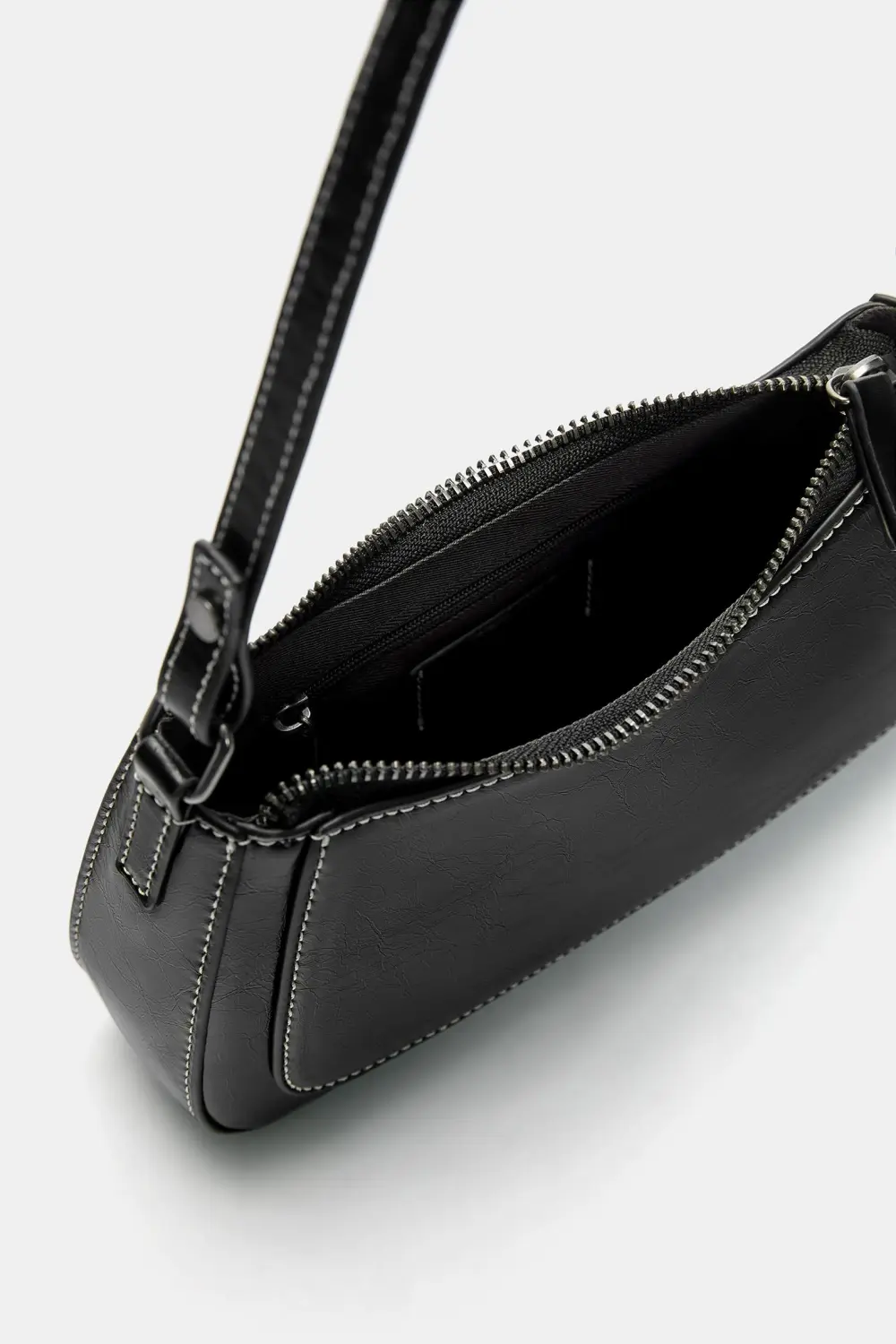 Bolso de hombro costuras