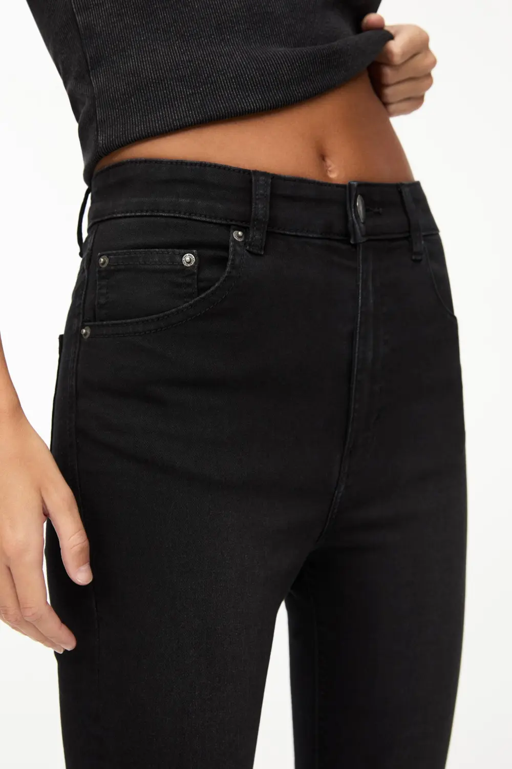 Jeans skinny tiro alto