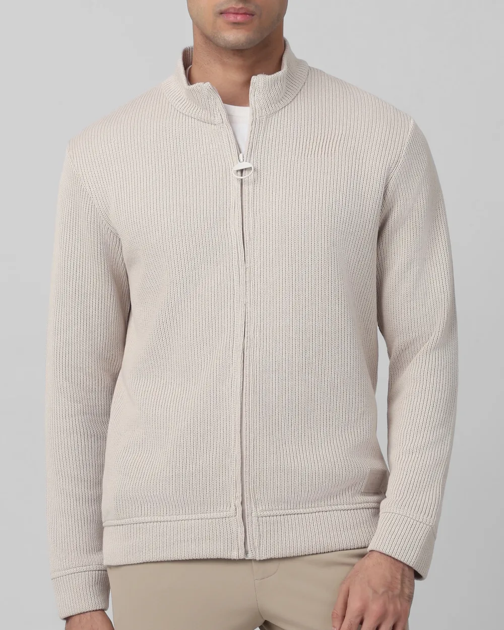 Comfortable Soft And Light-Skinned Slim Off White Sweater