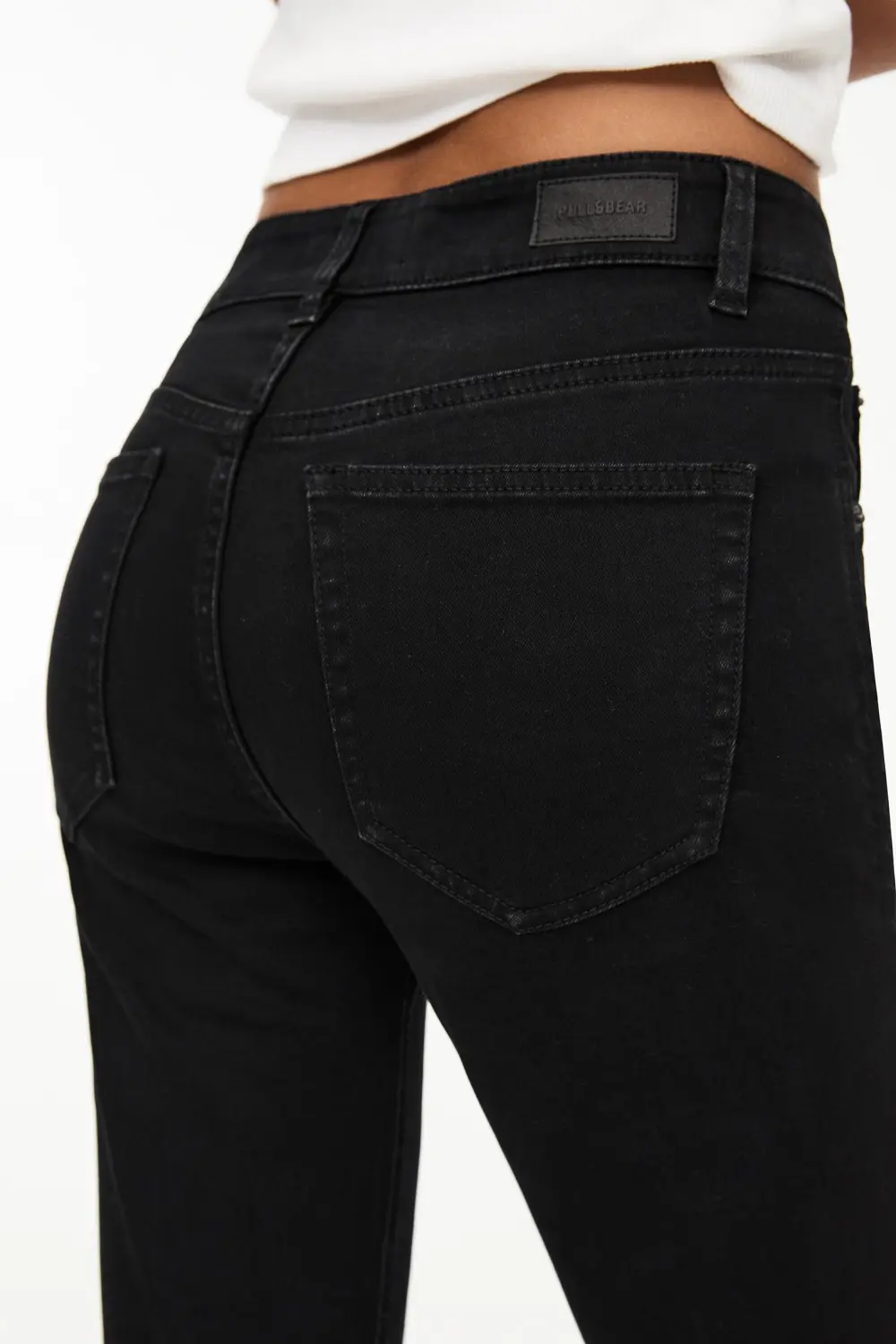 Jeans skinny tiro medio