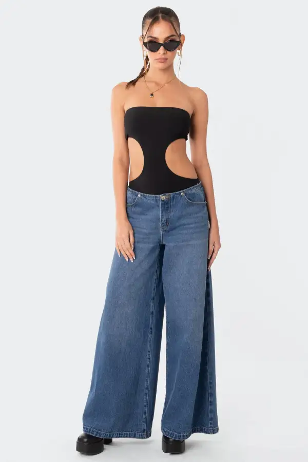 Vivie Ribbed Cut Out Bodysuit