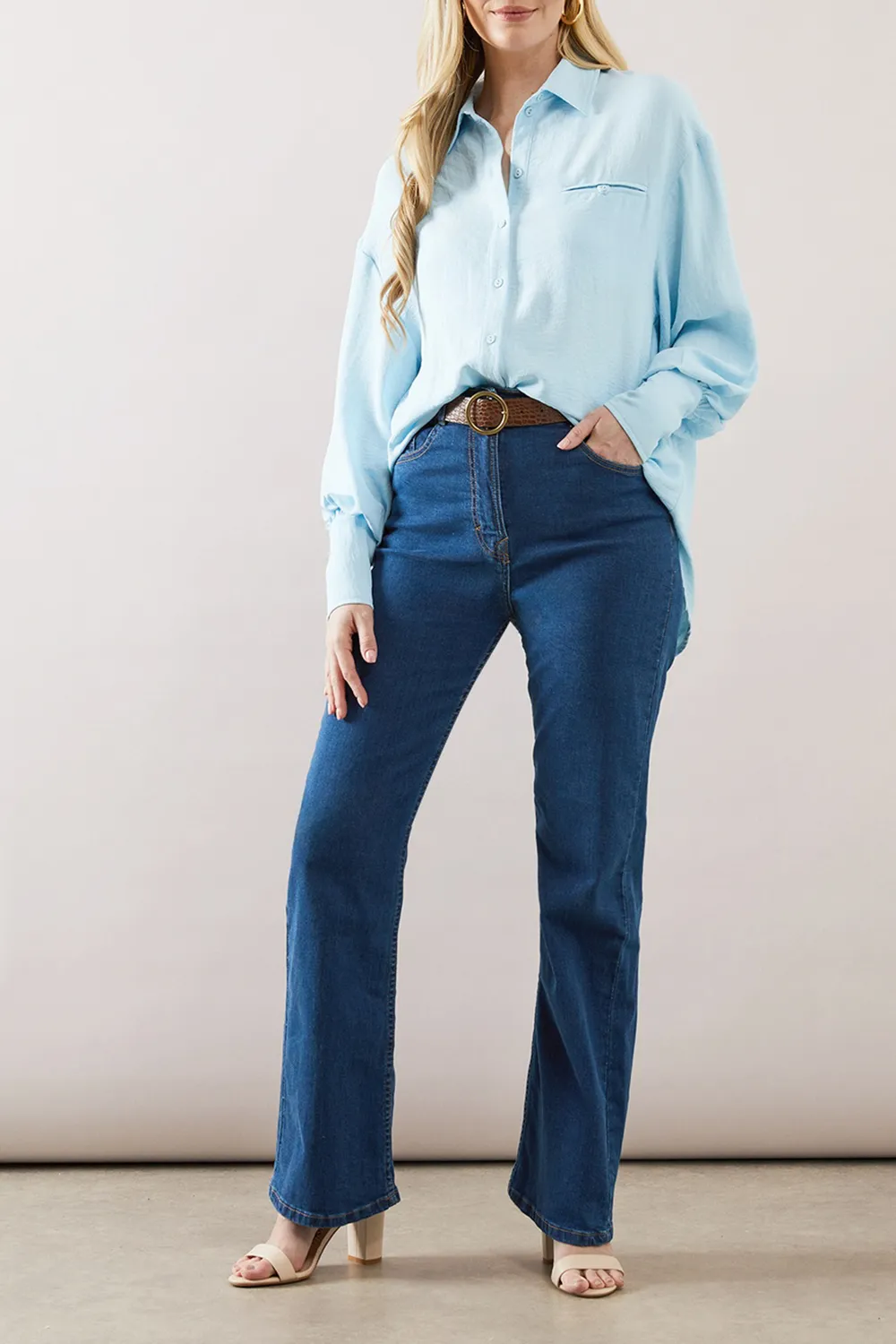 Loose Fit Women's Casual Shirt With Chest Pocket