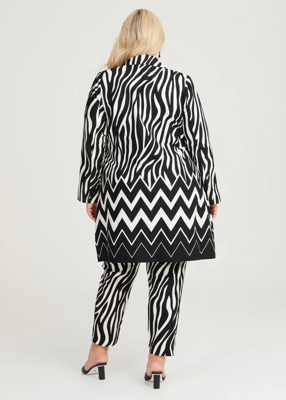 Call Of The Wild Linen Jacket