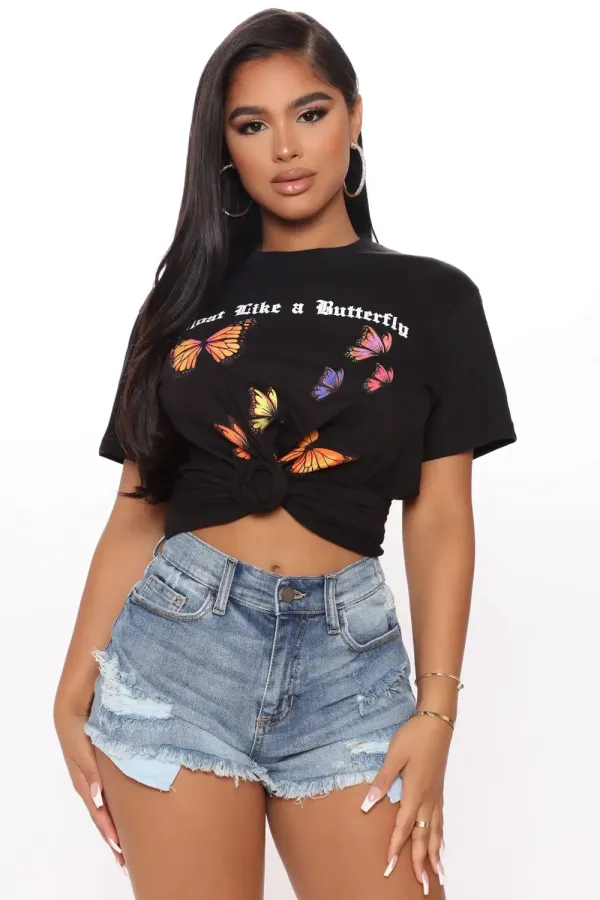 Amberlee Distressed Denim Shorts - Medium Blue Wash