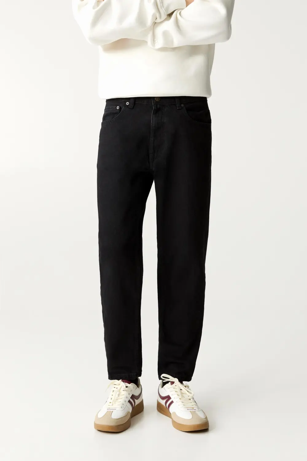 Standard jeans