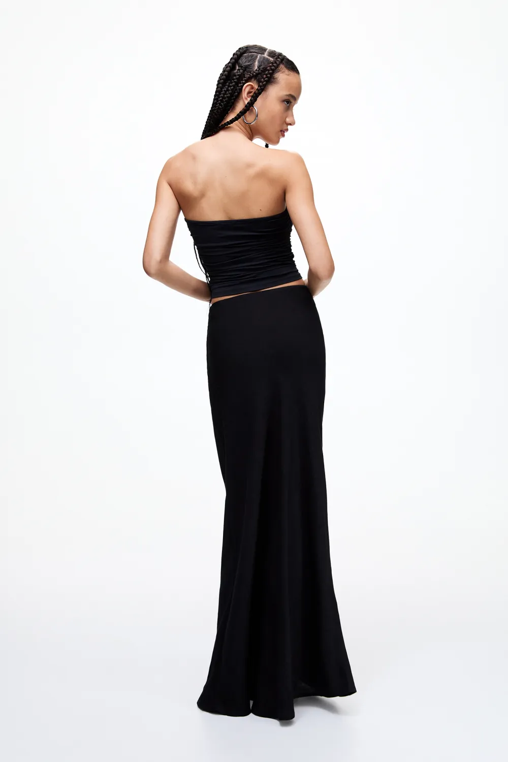 Falda midi fluida