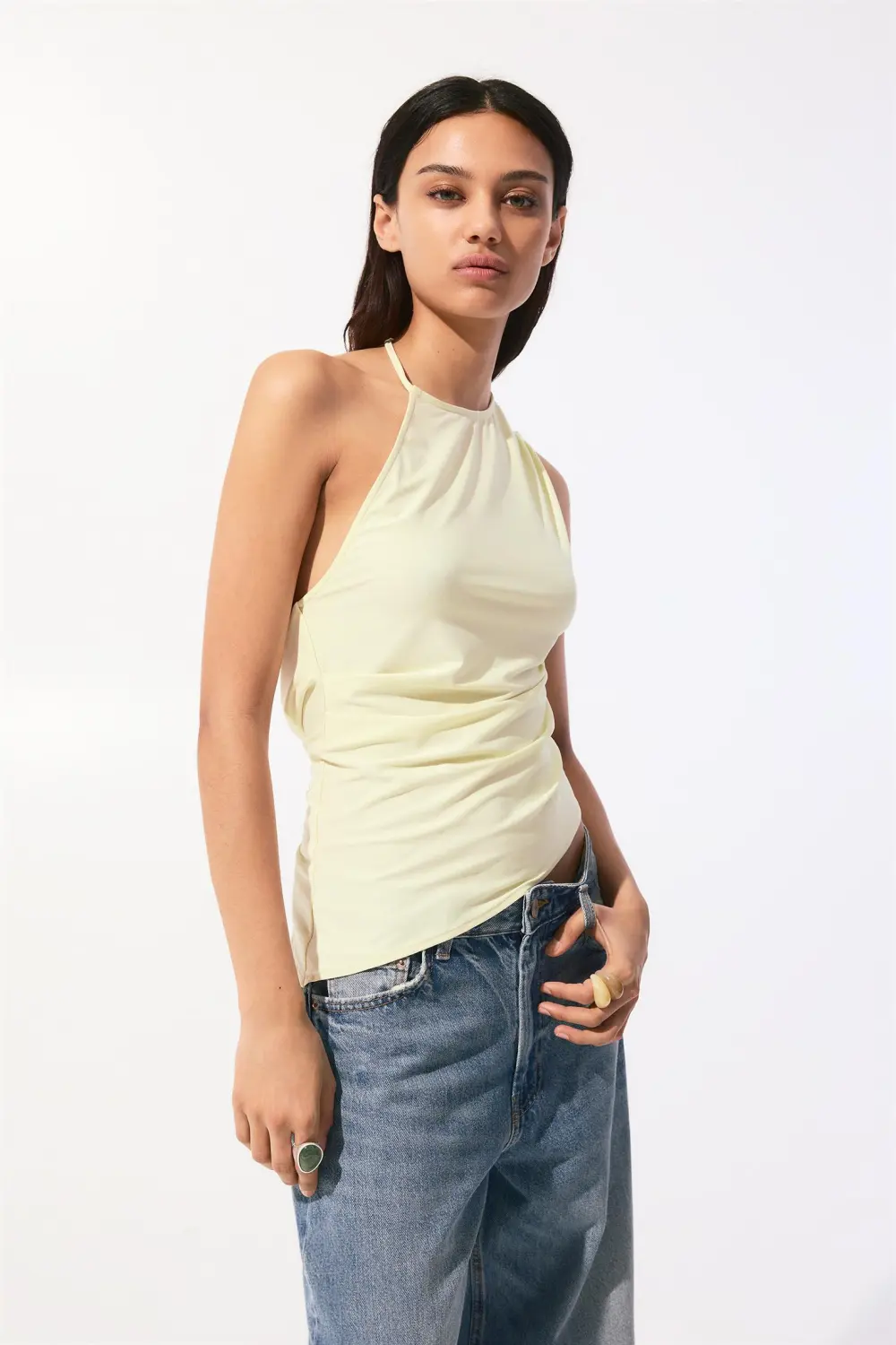Asymmetric top with strap
