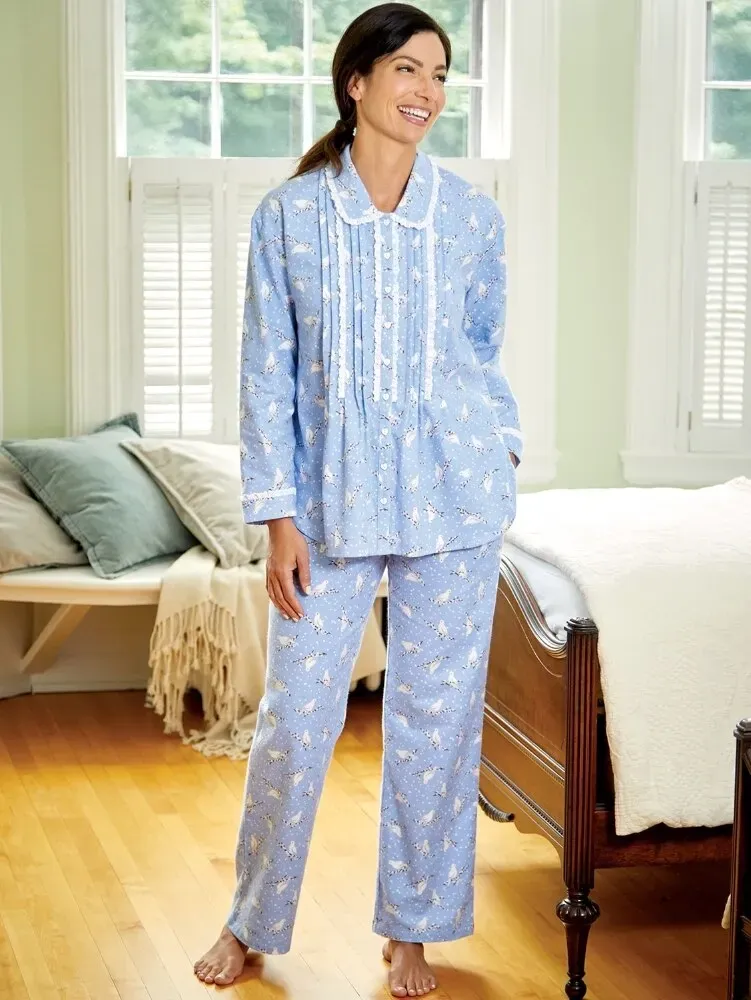 Lanz White Doves Flannel Pajama Set