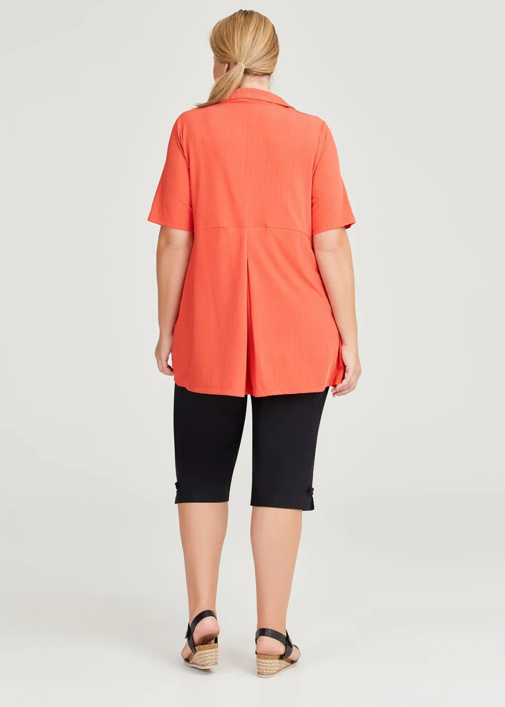 Daisy Collar Rib Top