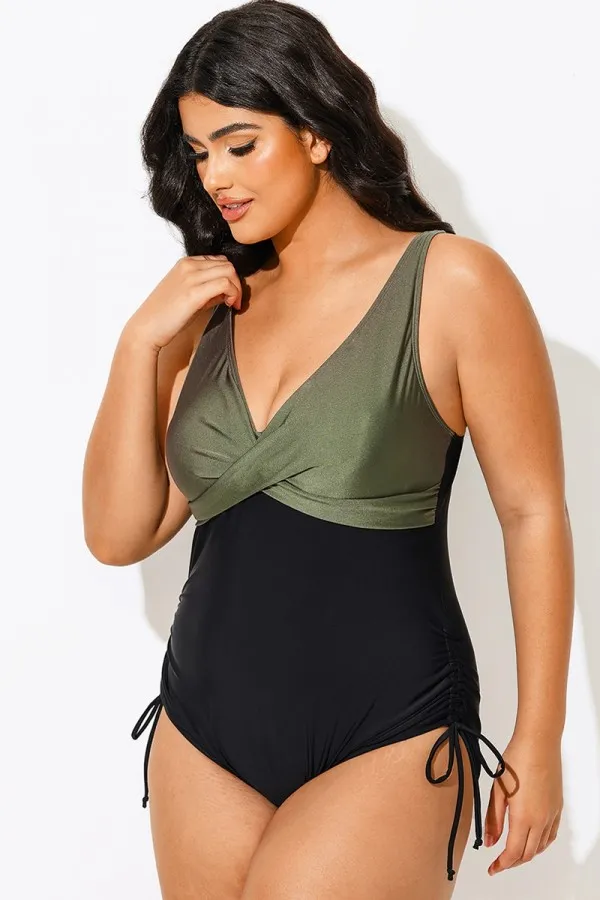 V-Neck Green Colorblock One Piece Swimsuit