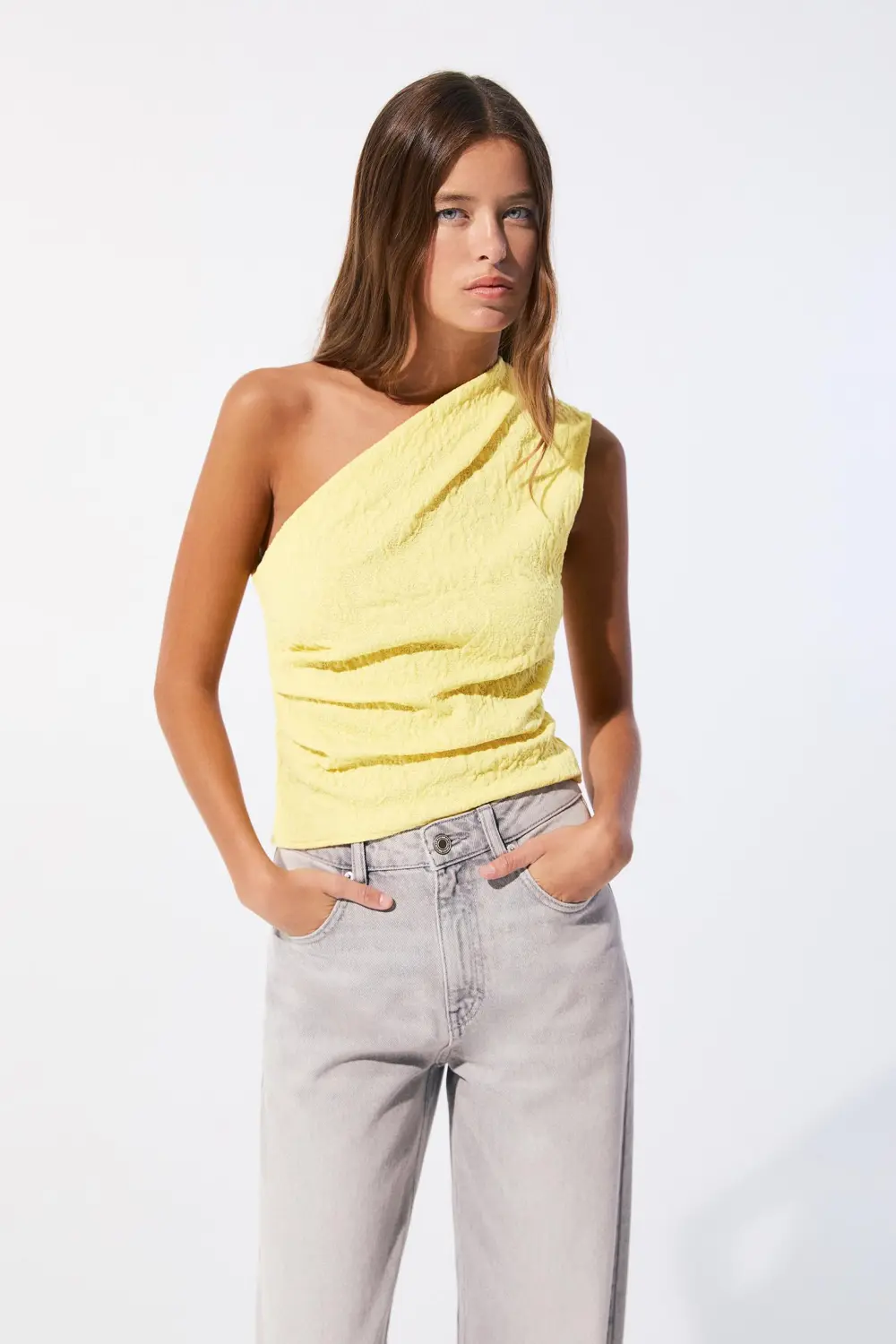 Textured asymmetric top