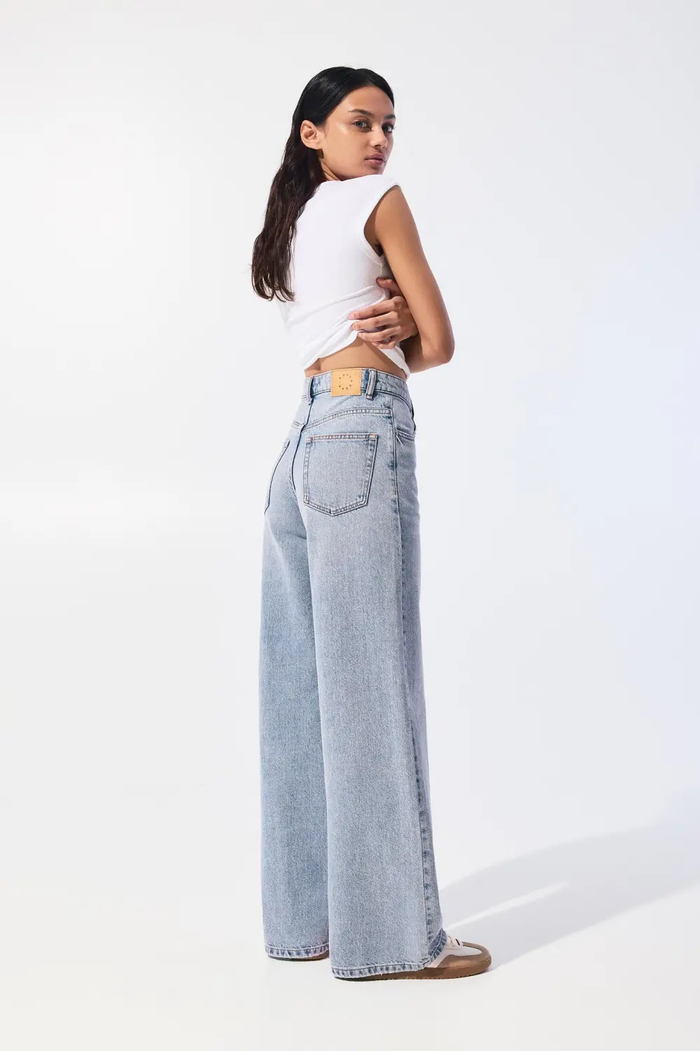 Jeans wide leg tiro alto